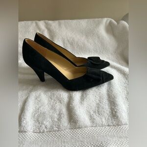 Naturalizer Black Suede Heels with Bow Accent